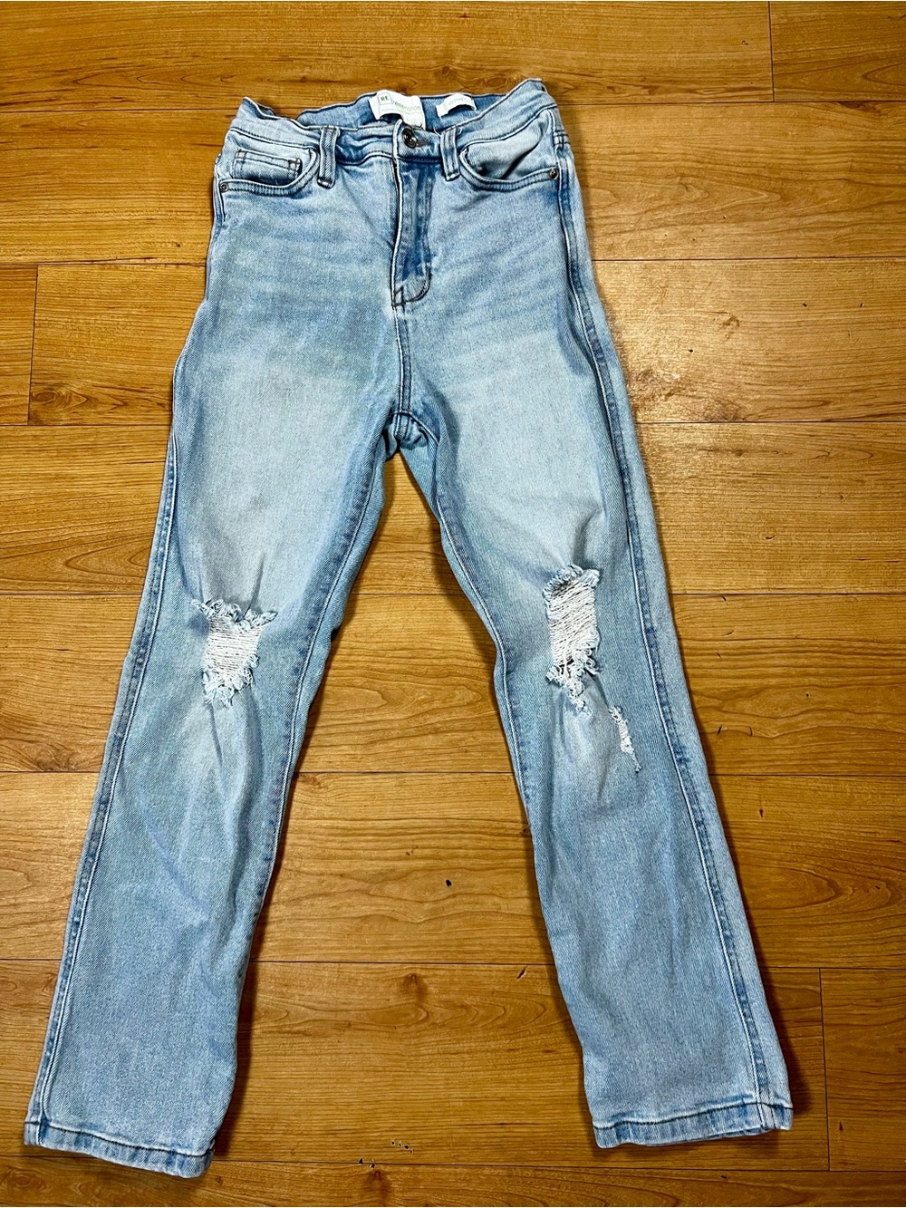 RE:Generation by Celebrity Pink "Venus" Distressed Skinny Jeans - Size 3/26